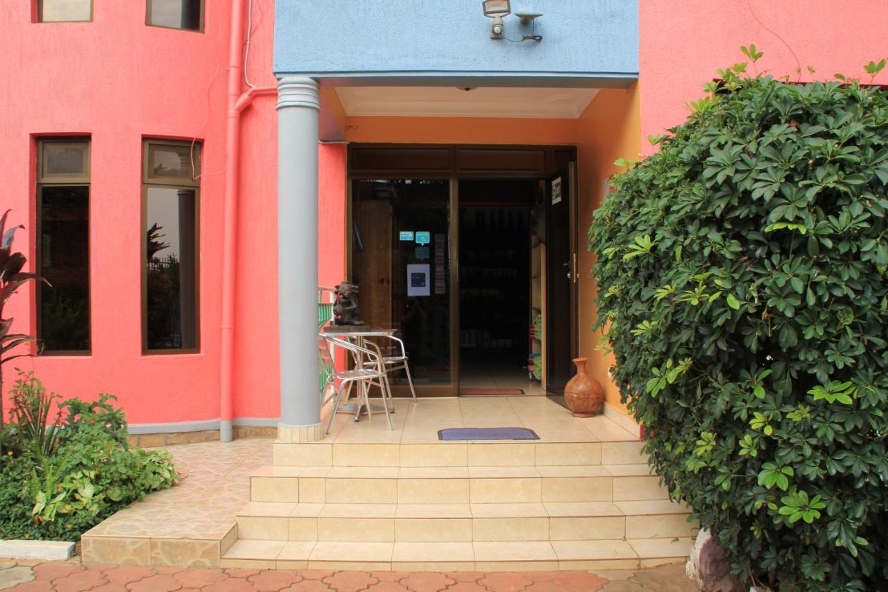 Umusambi B&B Kigali Luaran gambar