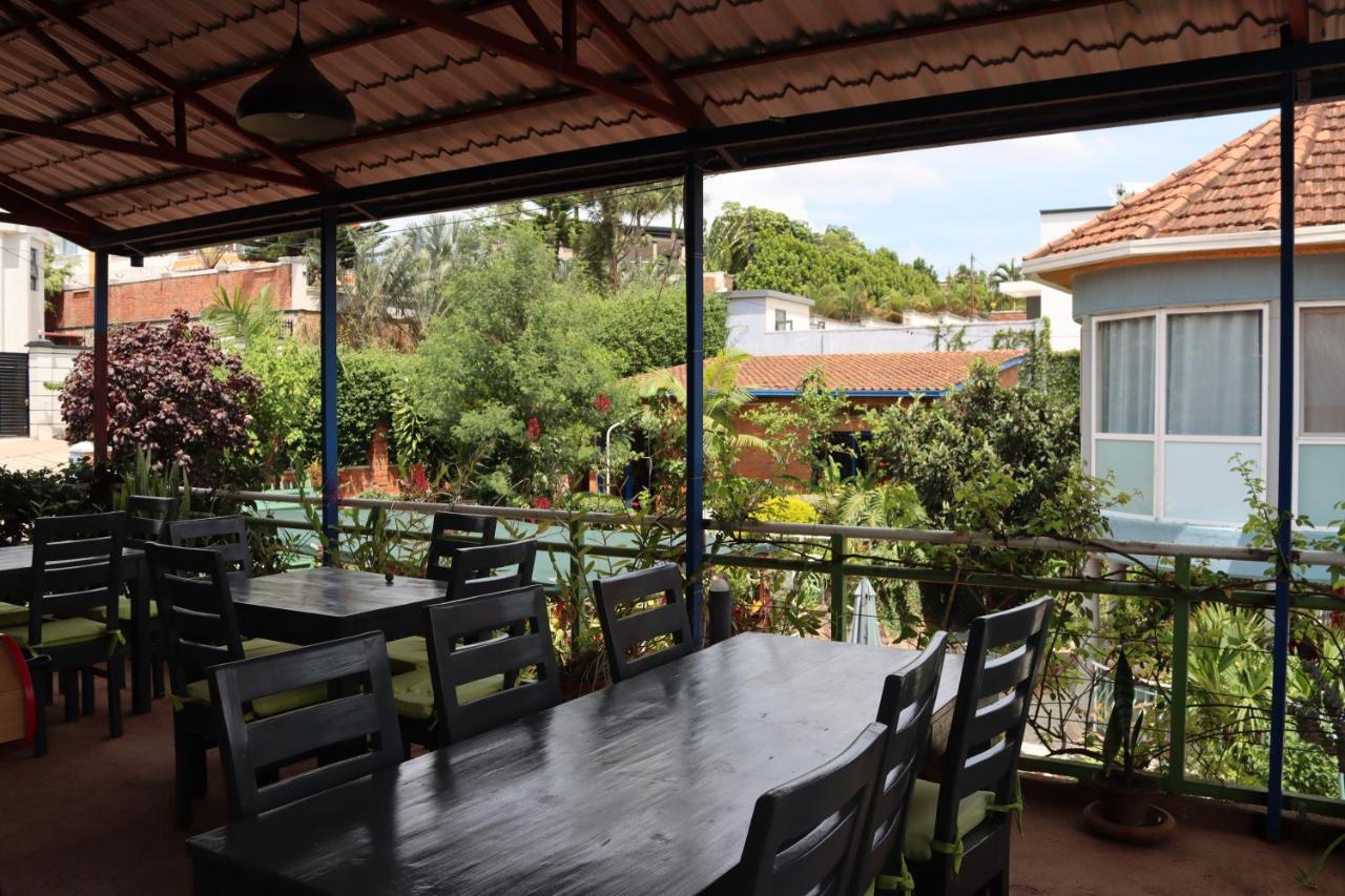 Umusambi B&B Kigali Luaran gambar