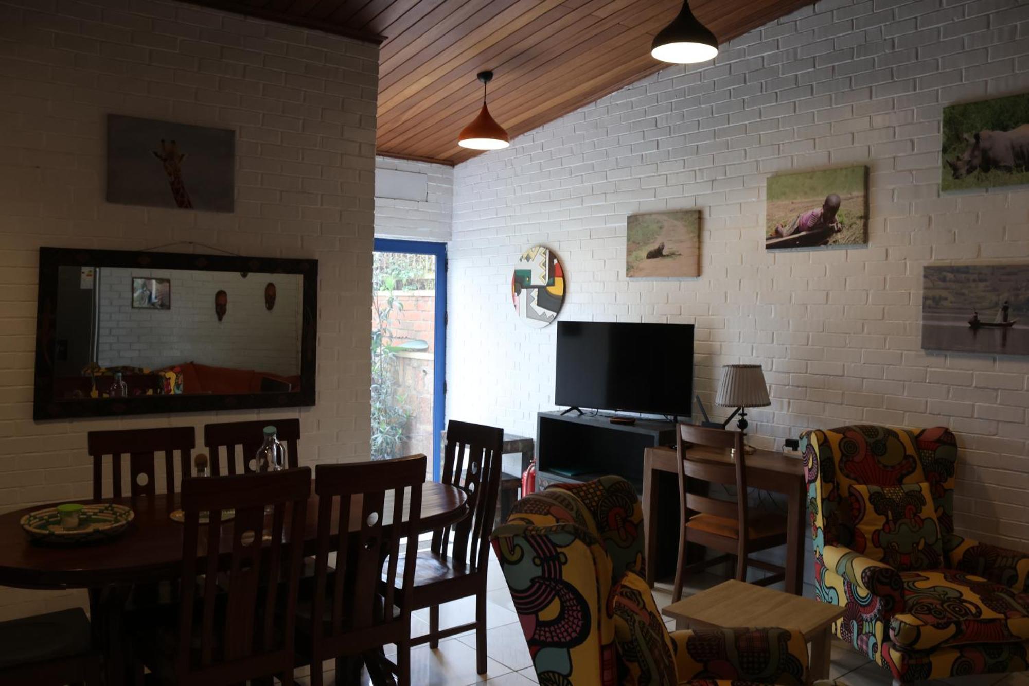Umusambi B&B Kigali Luaran gambar
