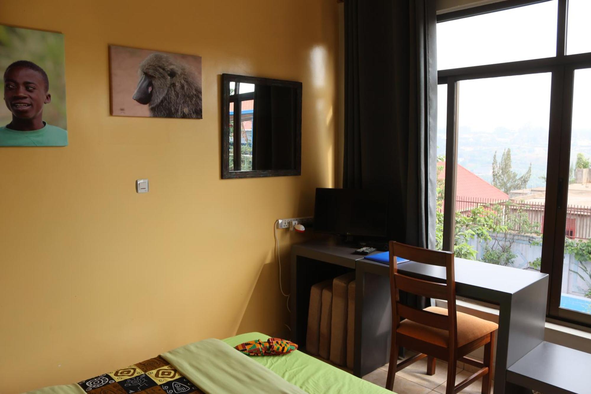 Umusambi B&B Kigali Luaran gambar