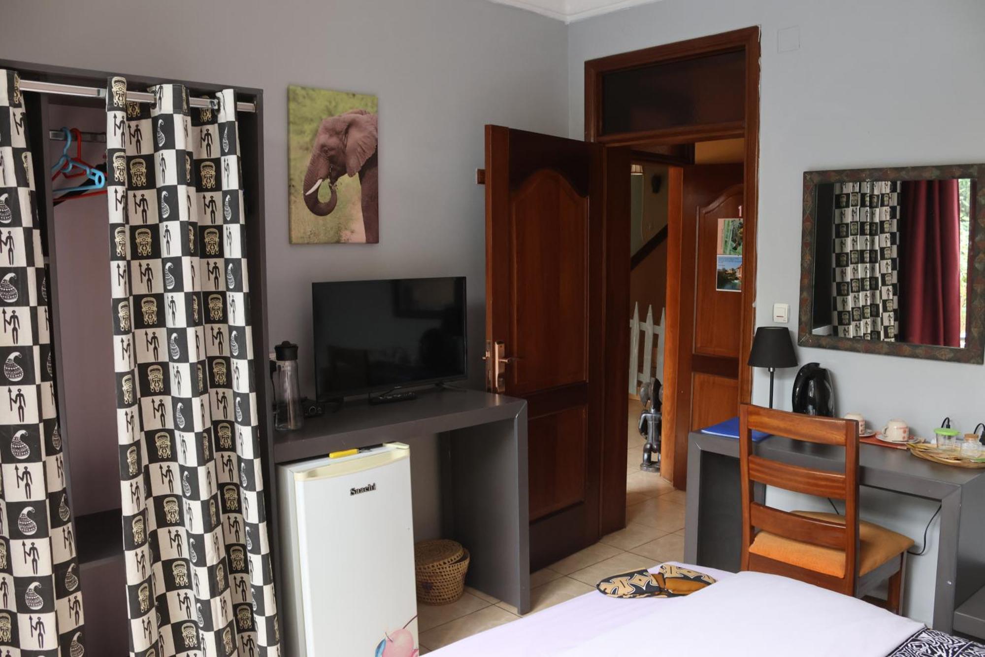Umusambi B&B Kigali Luaran gambar
